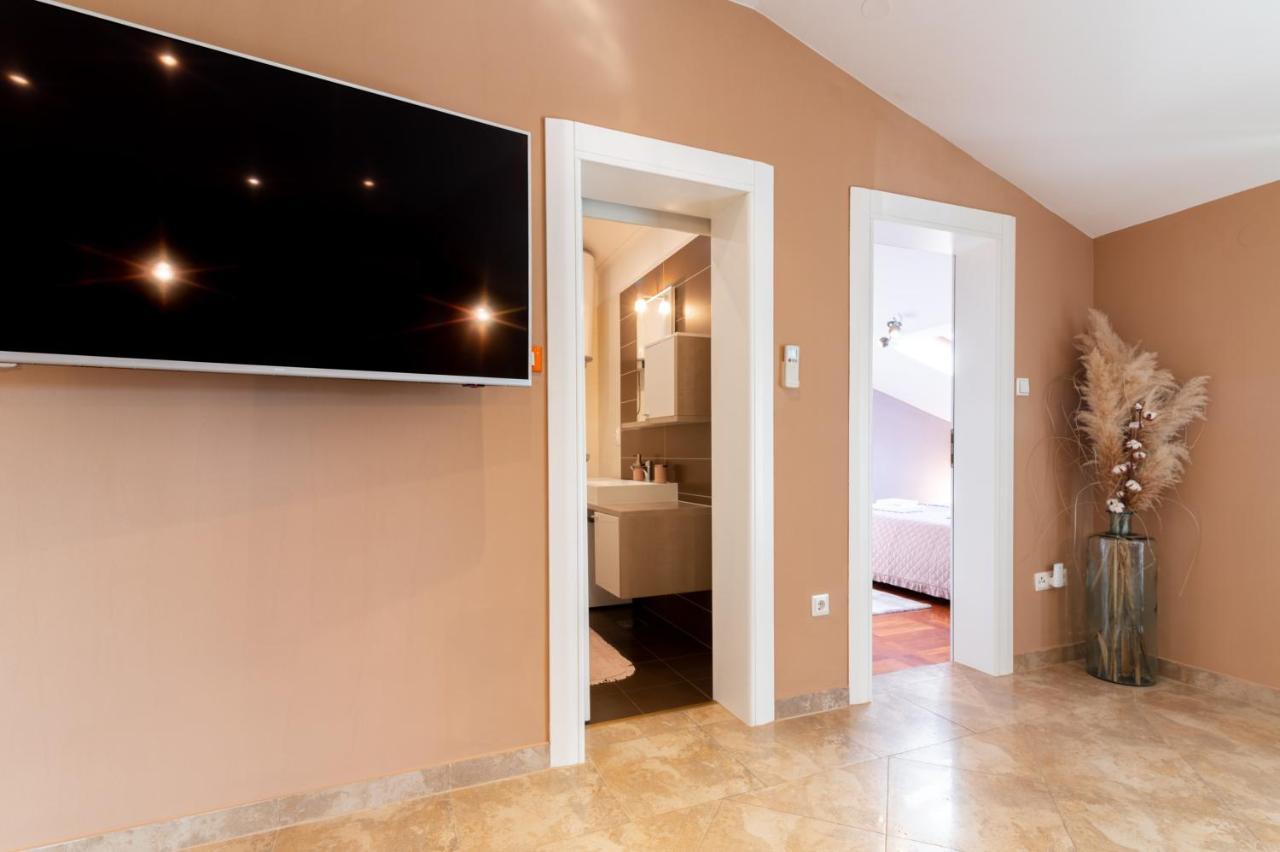 Deluxe Suite Bambi With Panoramic View Zadar Dış mekan fotoğraf