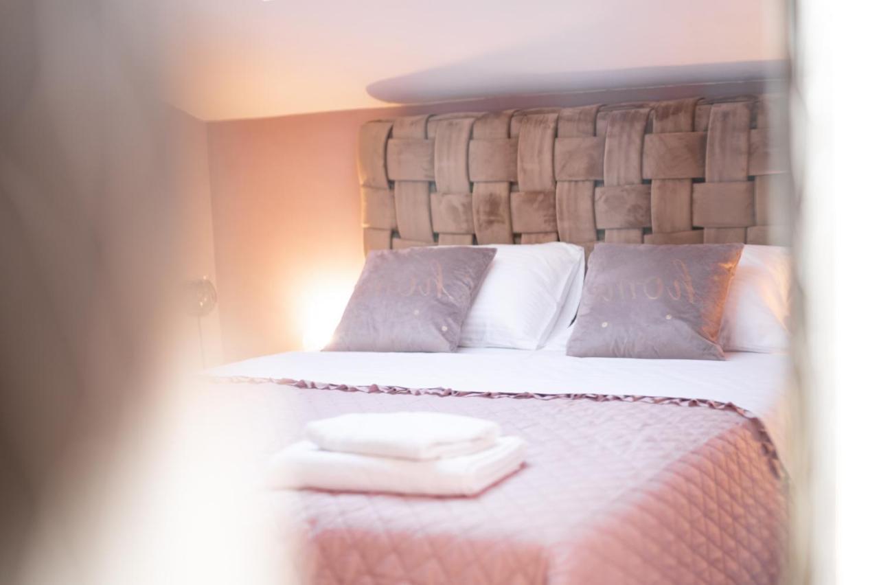 Deluxe Suite Bambi With Panoramic View Zadar Dış mekan fotoğraf